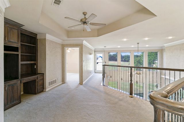 865 Thomas Crossing Drive, Fort Worth, TX 76028
