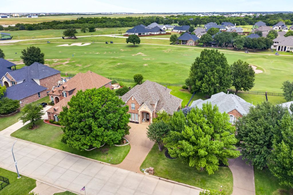 865 Thomas Crossing Drive, Fort Worth, TX 76028 — photo 4