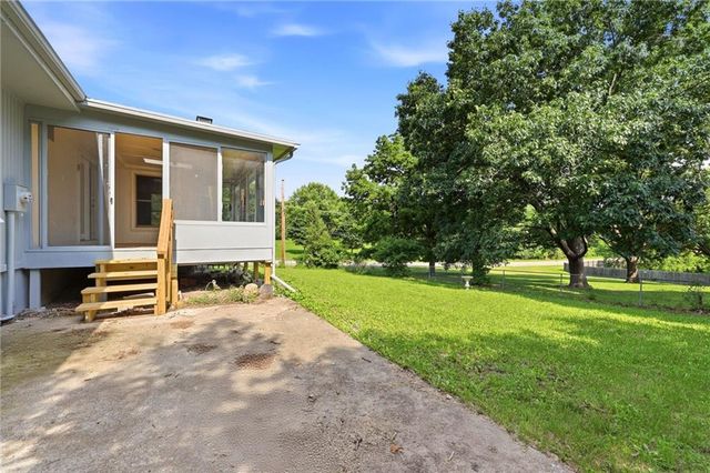 7400 E 126th Street, Grandview, MO 64030