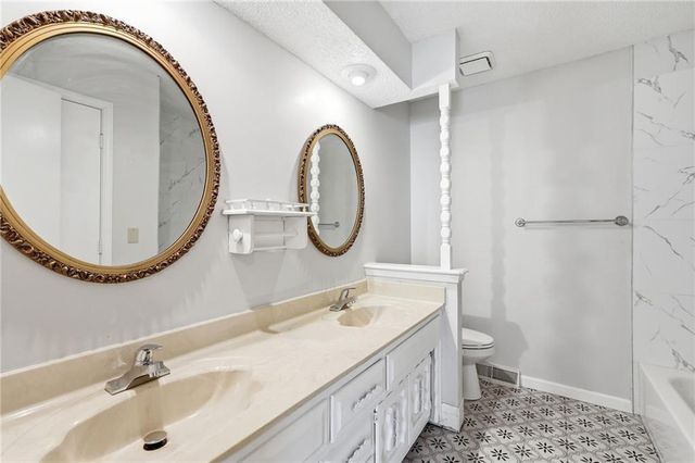 7400 E 126th Street, Grandview, MO 64030