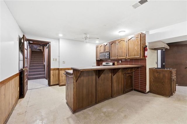 7400 E 126th Street, Grandview, MO 64030