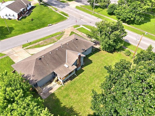 7400 E 126th Street, Grandview, MO 64030