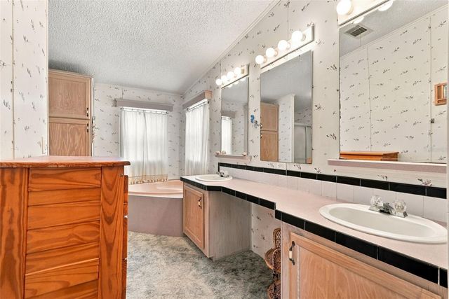 4870 RUSTIC PALM COURT, Mulberry, FL 33860