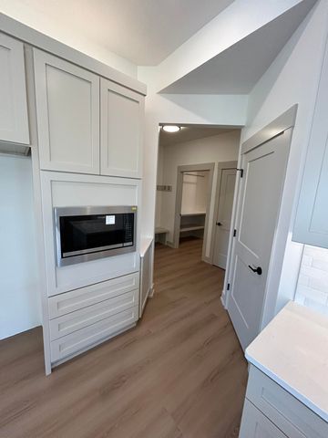 6748 Vriesland Crossing 20, Zeeland Twp, MI 49464