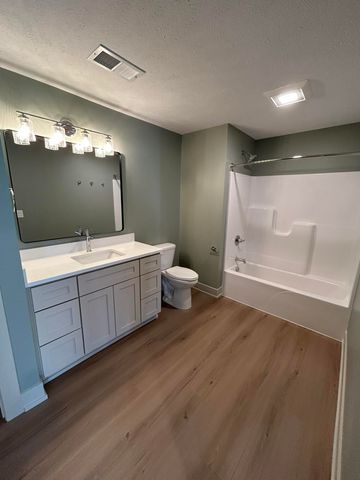 6748 Vriesland Crossing 20, Zeeland Twp, MI 49464