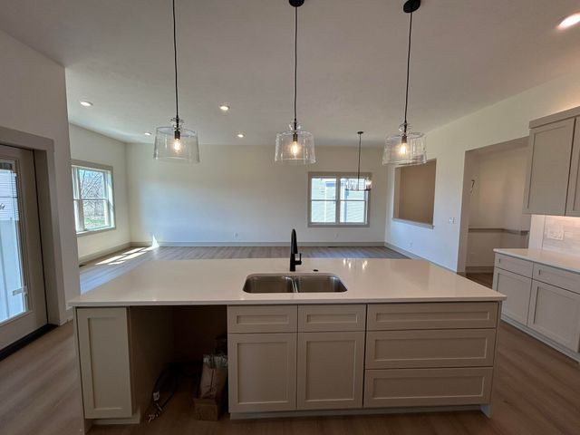 6748 Vriesland Crossing 20, Zeeland Twp, MI 49464