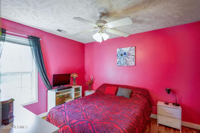 279 Smokey Mountain Drive, Raeford, NC 28376