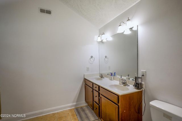 279 Smokey Mountain Drive, Raeford, NC 28376