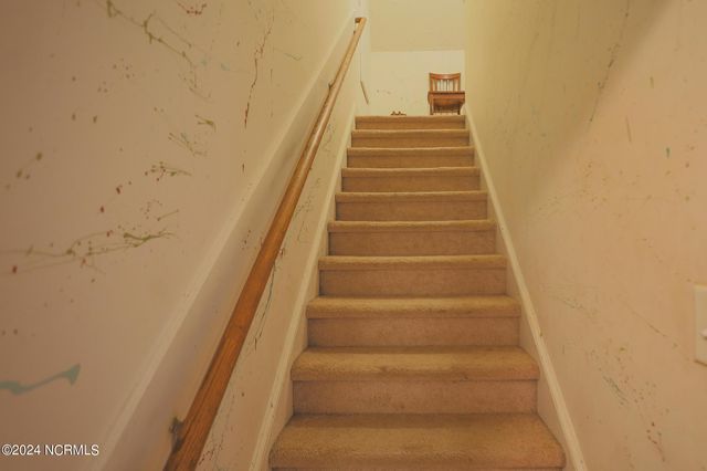 279 Smokey Mountain Drive, Raeford, NC 28376