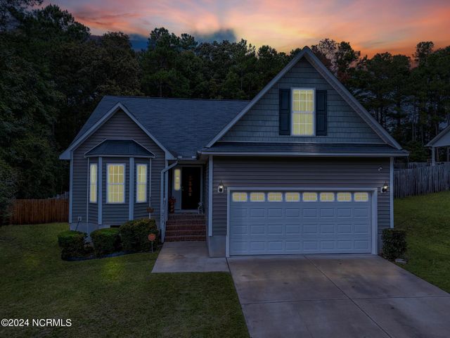 279 Smokey Mountain Drive, Raeford, NC 28376