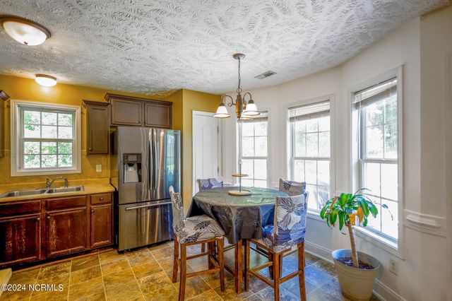 279 Smokey Mountain Drive, Raeford, NC 28376
