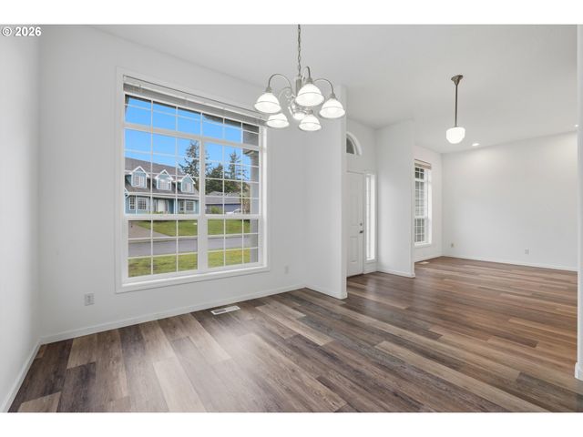 1050 PEACOCK St, Hammond, OR 97121