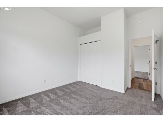 1050 PEACOCK St, Hammond, OR 97121