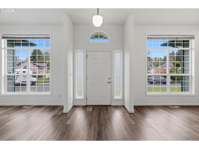 1050 PEACOCK St, Hammond, OR 97121