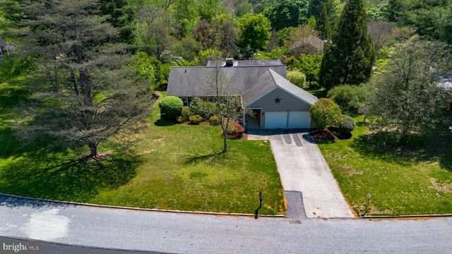 305 SAINT ANDREWS DR, Media, PA 19063