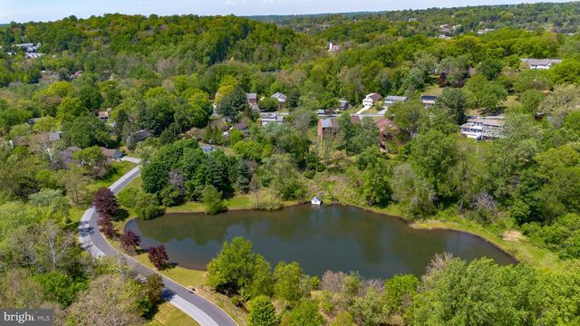 305 SAINT ANDREWS DR, Media, PA 19063