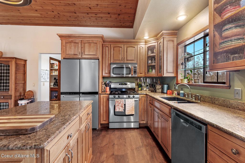 6966 W Mahogany RD, Coeur d'Alene, ID 83814 photo 8