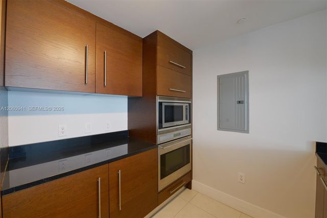 495 Brickell Ave 5205, Miami, FL 33131