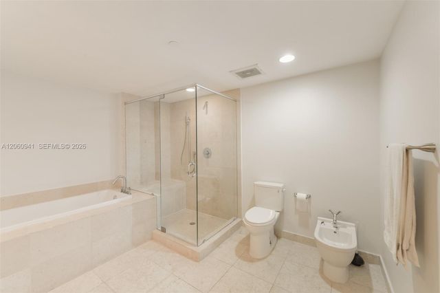 495 Brickell Ave 5205, Miami, FL 33131