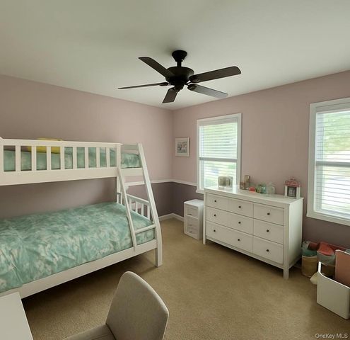 7 Carston Street W, Selden, NY 11784