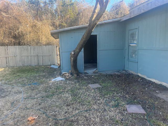 120 Mary Alice Drive, Valley Mills, TX 76689