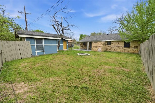 120 Mary Alice Drive, Valley Mills, TX 76689