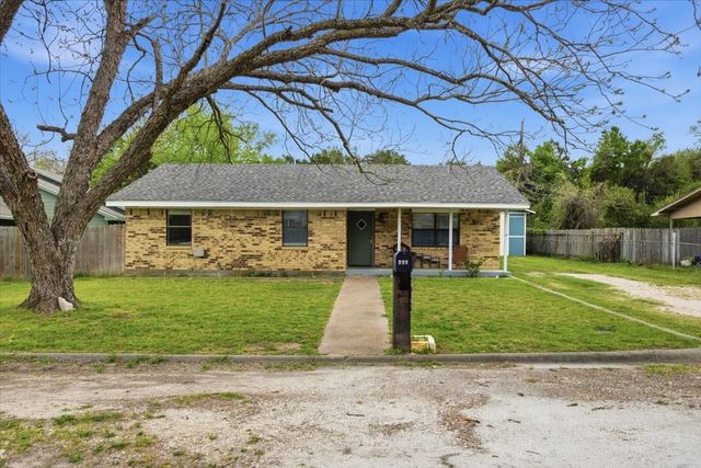 120 Mary Alice Drive, Valley Mills, TX 76689