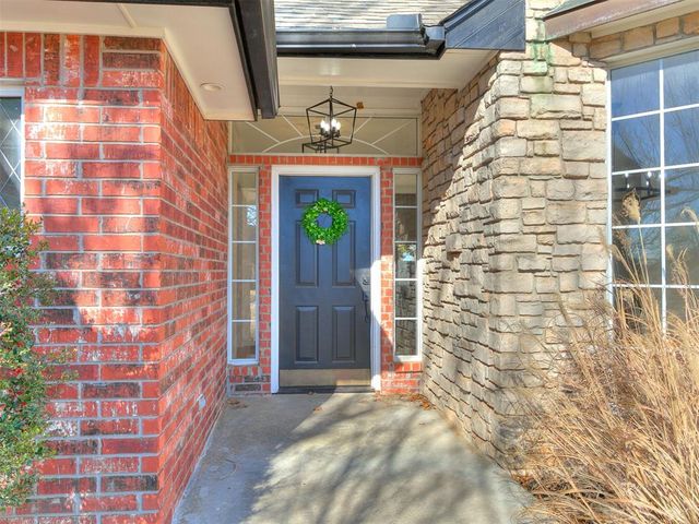 16523 Cobblestone Circle, Choctaw, OK 73020