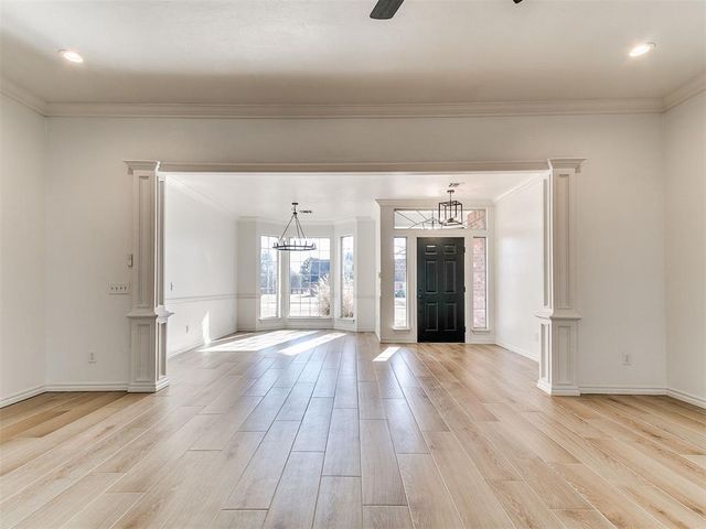 16523 Cobblestone Circle, Choctaw, OK 73020