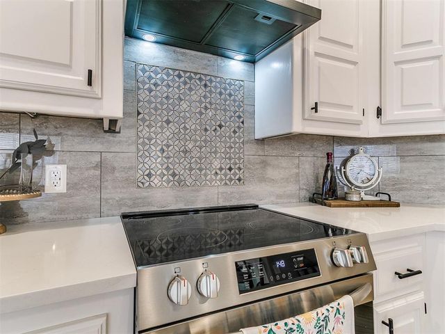 16523 Cobblestone Circle, Choctaw, OK 73020