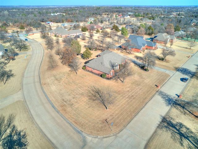16523 Cobblestone Circle, Choctaw, OK 73020