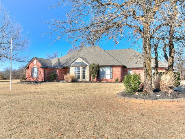 16523 Cobblestone Circle, Choctaw, OK 73020