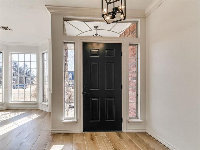 16523 Cobblestone Circle, Choctaw, OK 73020