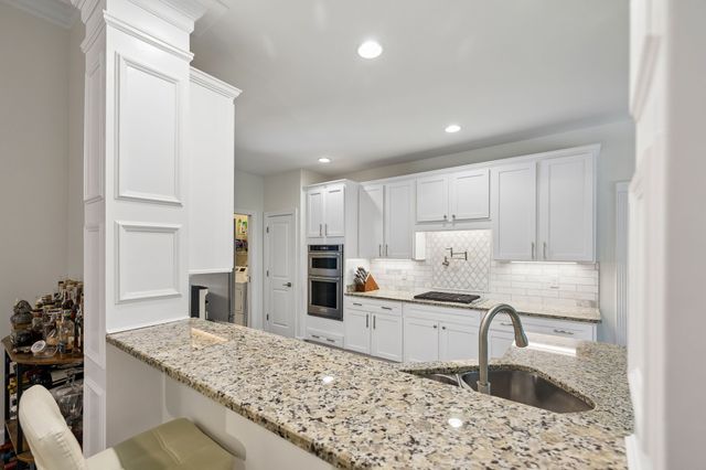 5136 Ravens Gln, Nashville, TN 37211