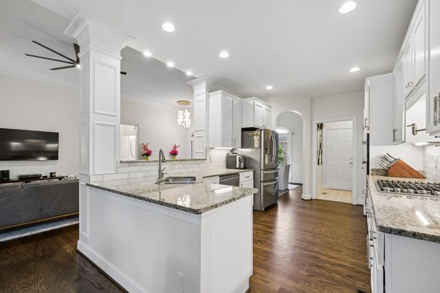 5136 Ravens Gln, Nashville, TN 37211