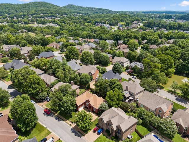 5136 Ravens Gln, Nashville, TN 37211