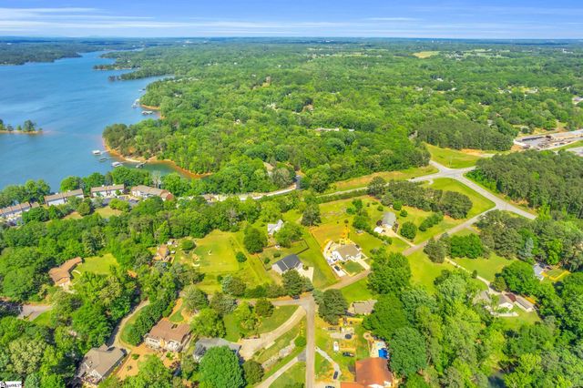 130 Windjammer Way, Anderson, SC 29626