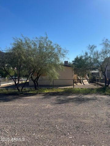 48 N STANSBERRY Avenue, Superior, AZ 85173