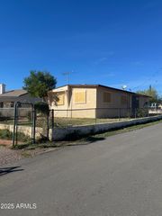 48 N STANSBERRY Avenue, Superior, AZ 85173