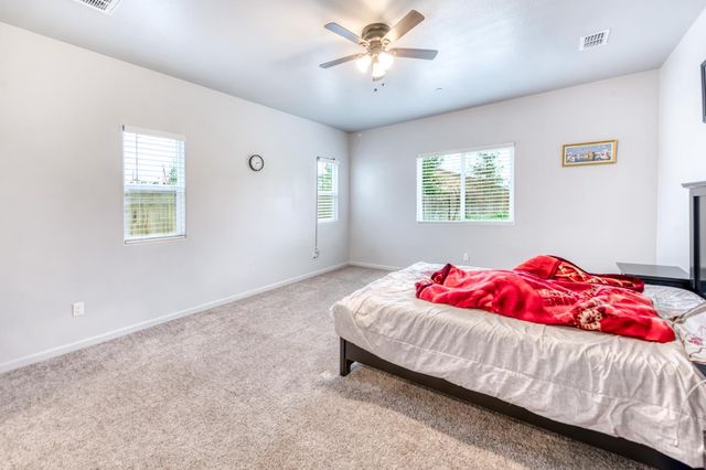 1391 Shoreside Drive, Madera, CA 93637