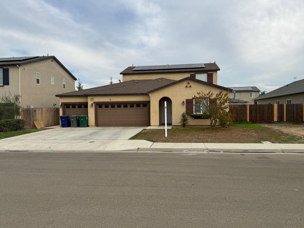 1391 Shoreside Drive, Madera, CA 93637