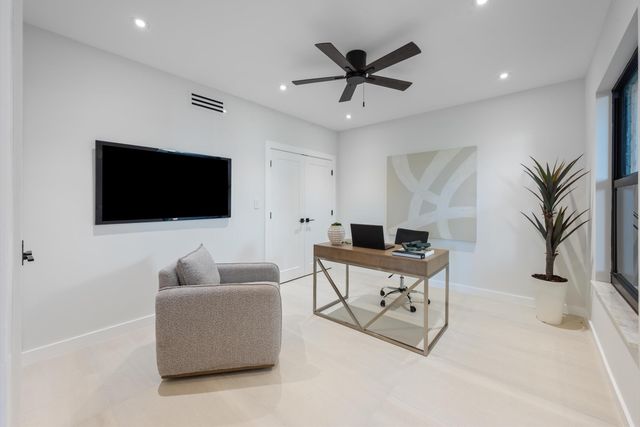 800 Greensward Court 107-I, Delray Beach, FL 33445