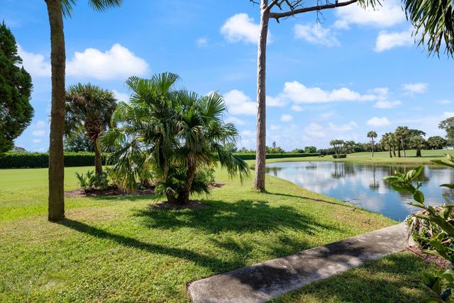 800 Greensward Court 107-I, Delray Beach, FL 33445