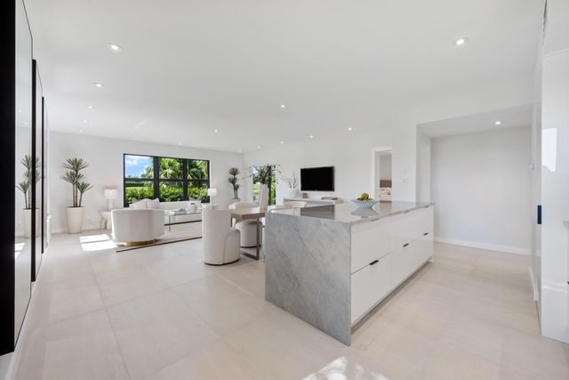 800 Greensward Court 107-I, Delray Beach, FL 33445