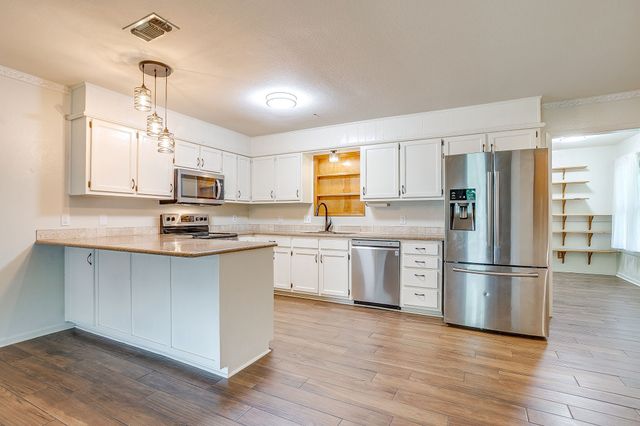 709 N Avenue B, Springtown, TX 76082