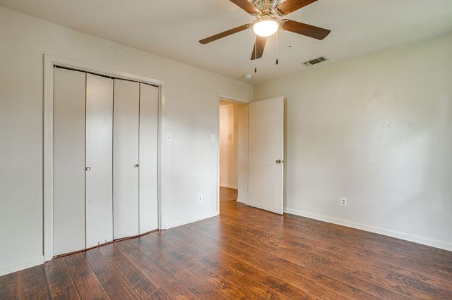 709 N Avenue B, Springtown, TX 76082