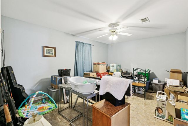 10437 Rogers B Rd, St Amant, LA 70774