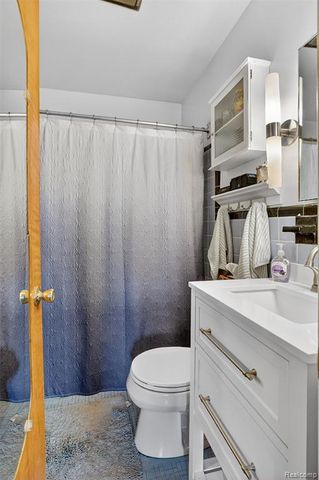 9923 Inkster Road, Livonia, MI 48150