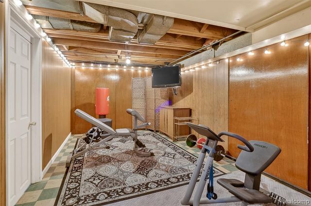 9923 Inkster Road, Livonia, MI 48150