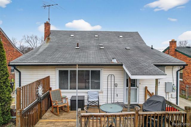 9923 Inkster Road, Livonia, MI 48150